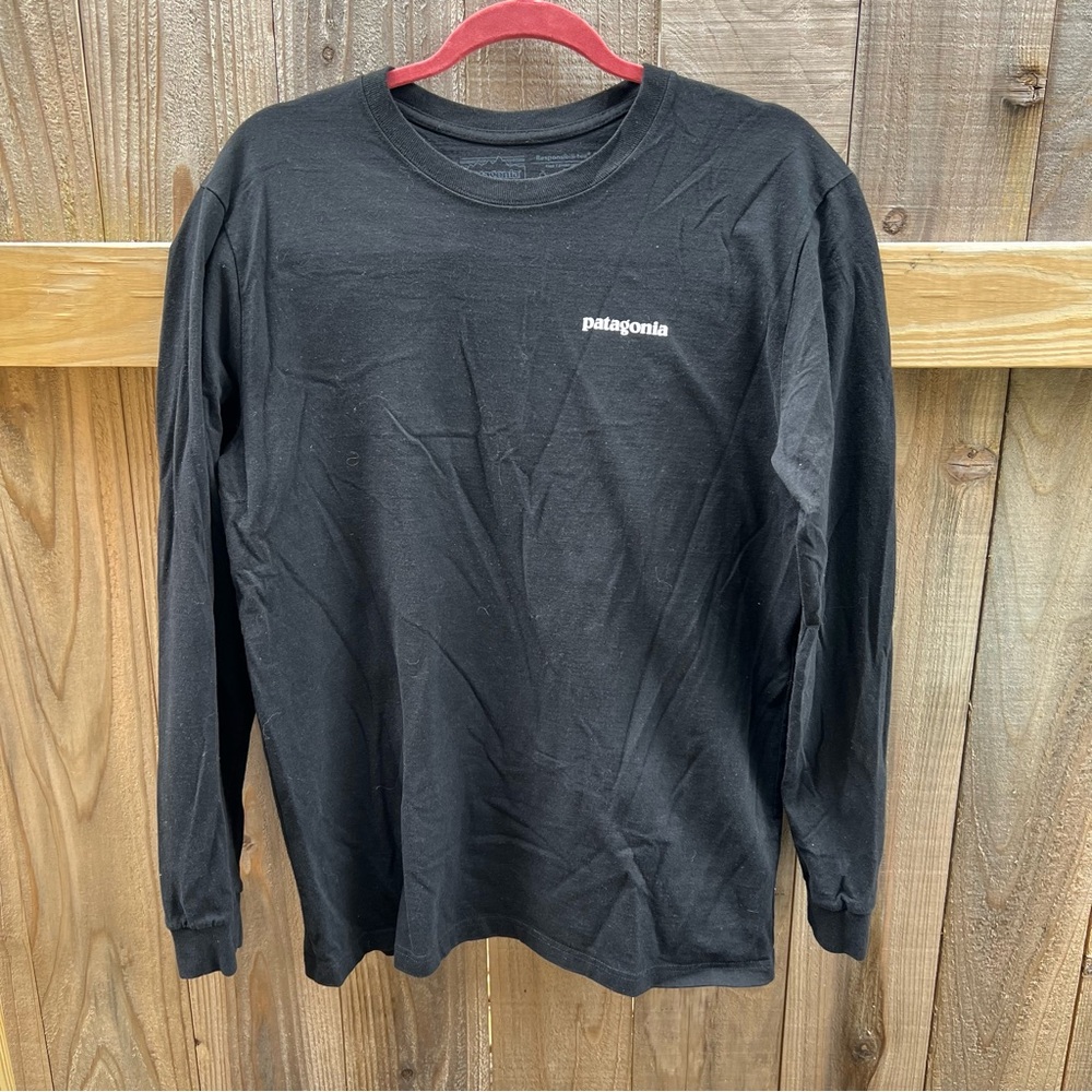 Patagonia Men's Black Long Sleeve Tee, Medium
